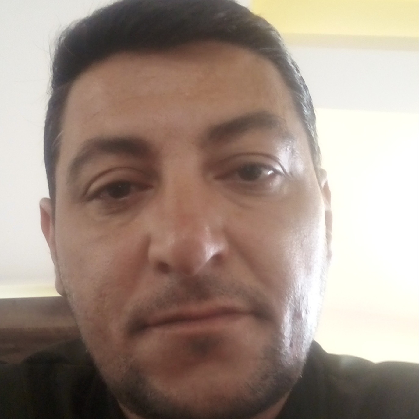 حسن