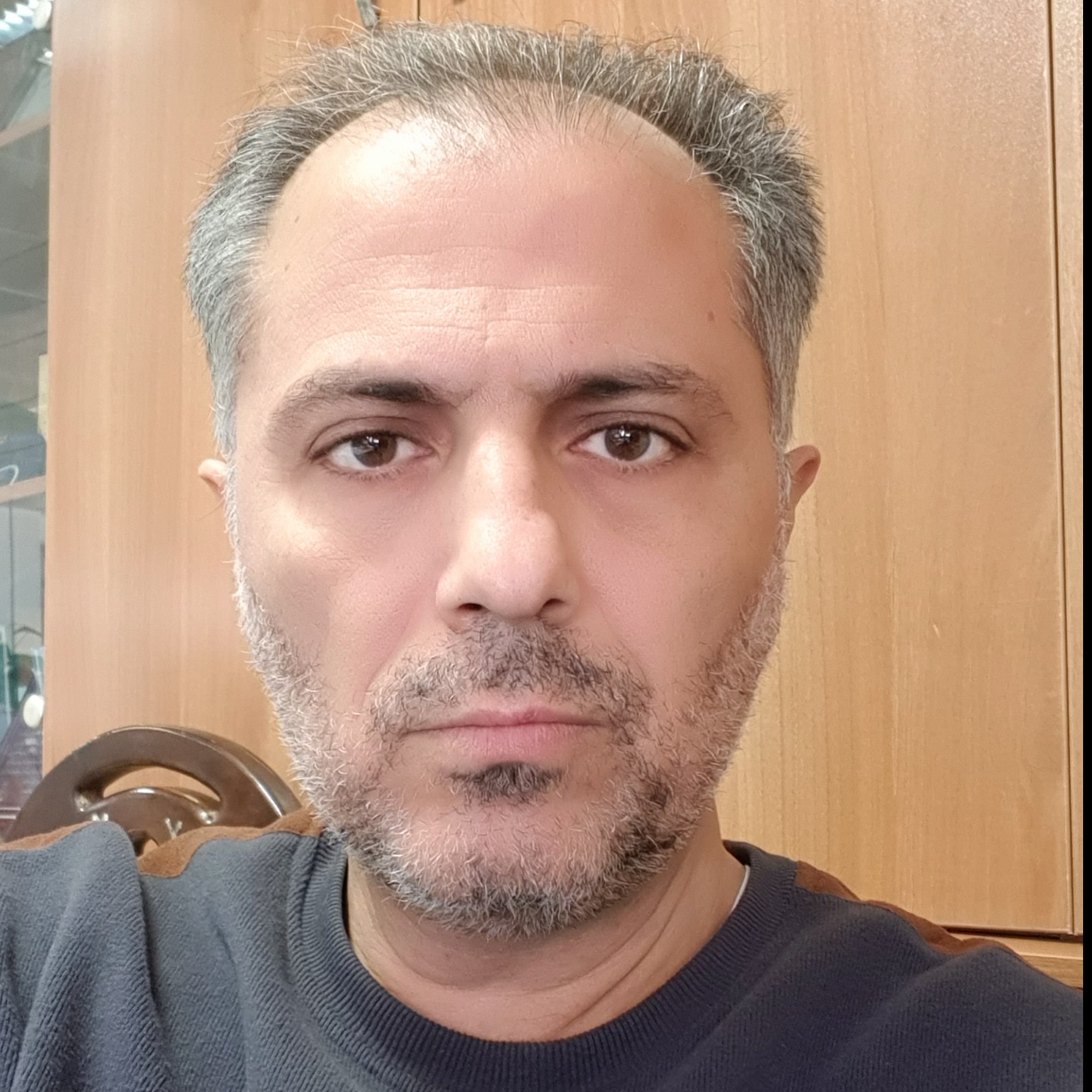 حسن