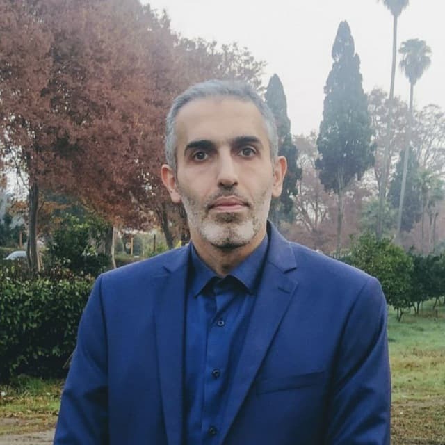 علی