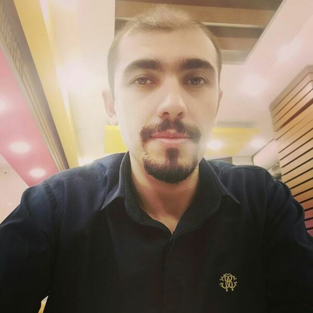 علی