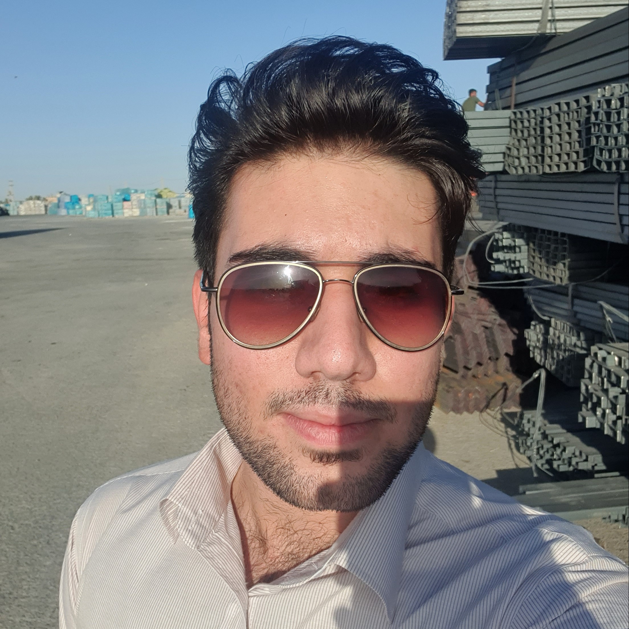 علی