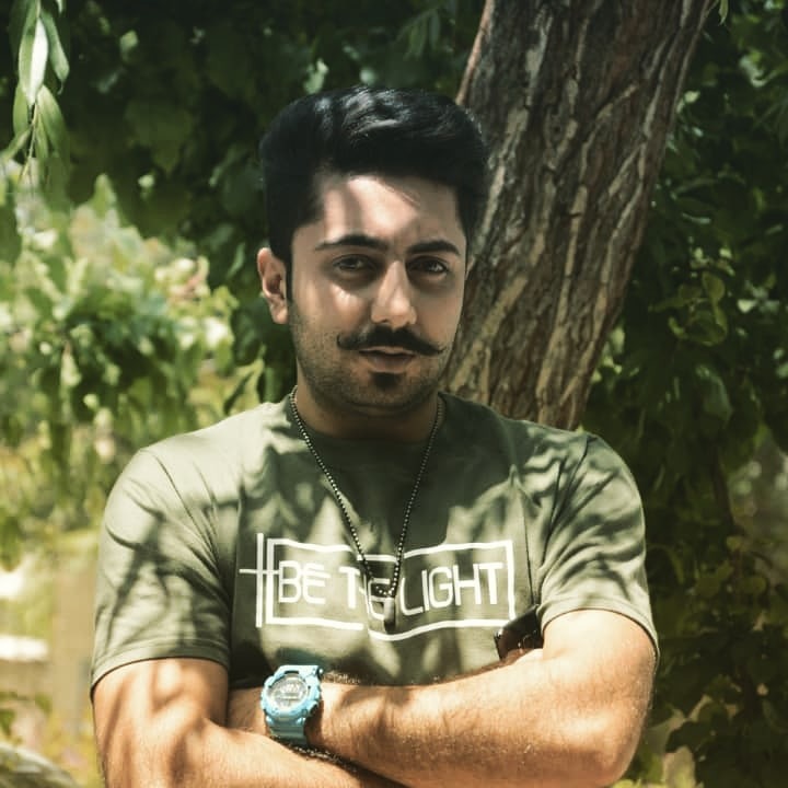 علی