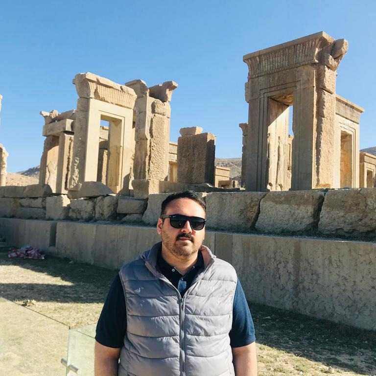معین