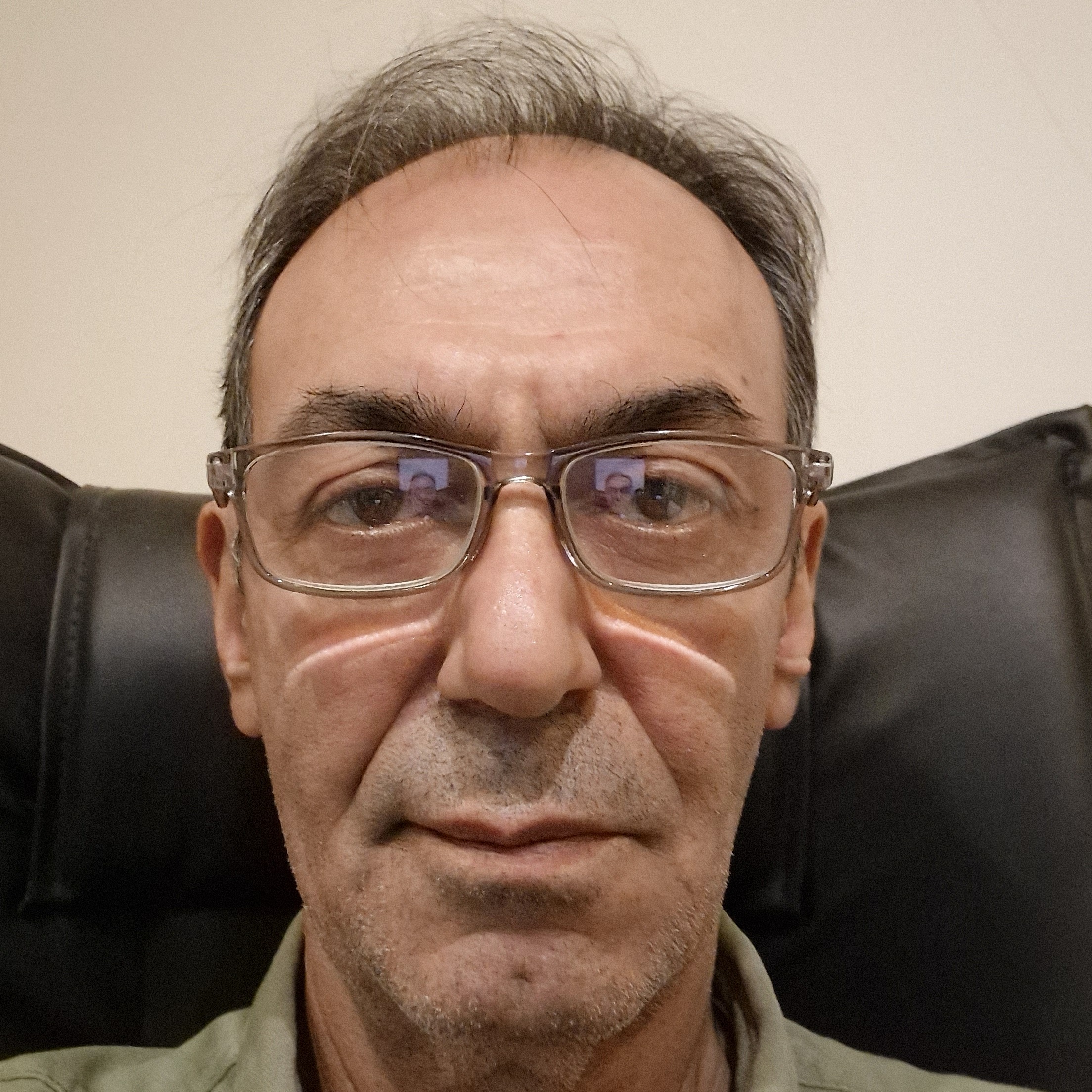 عباس