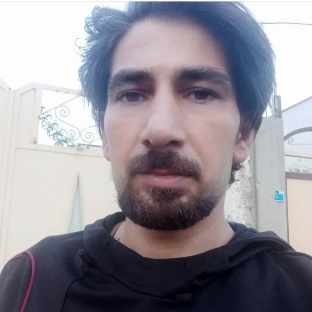 علی