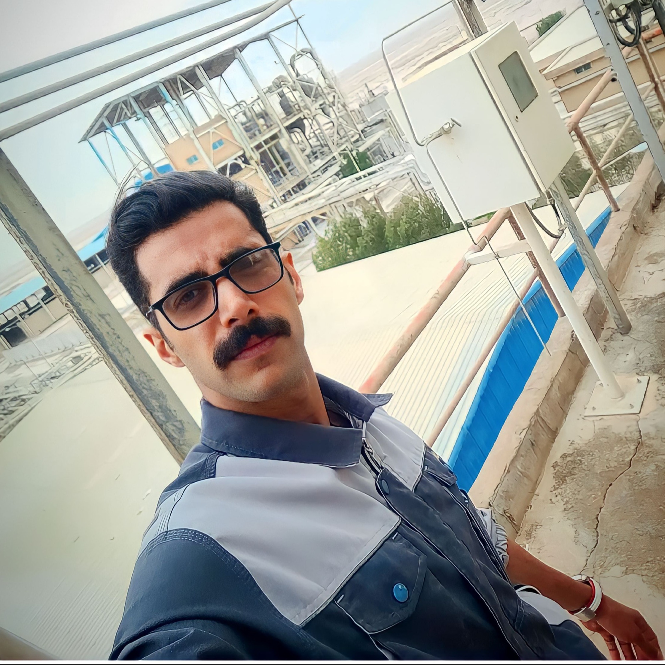 امین