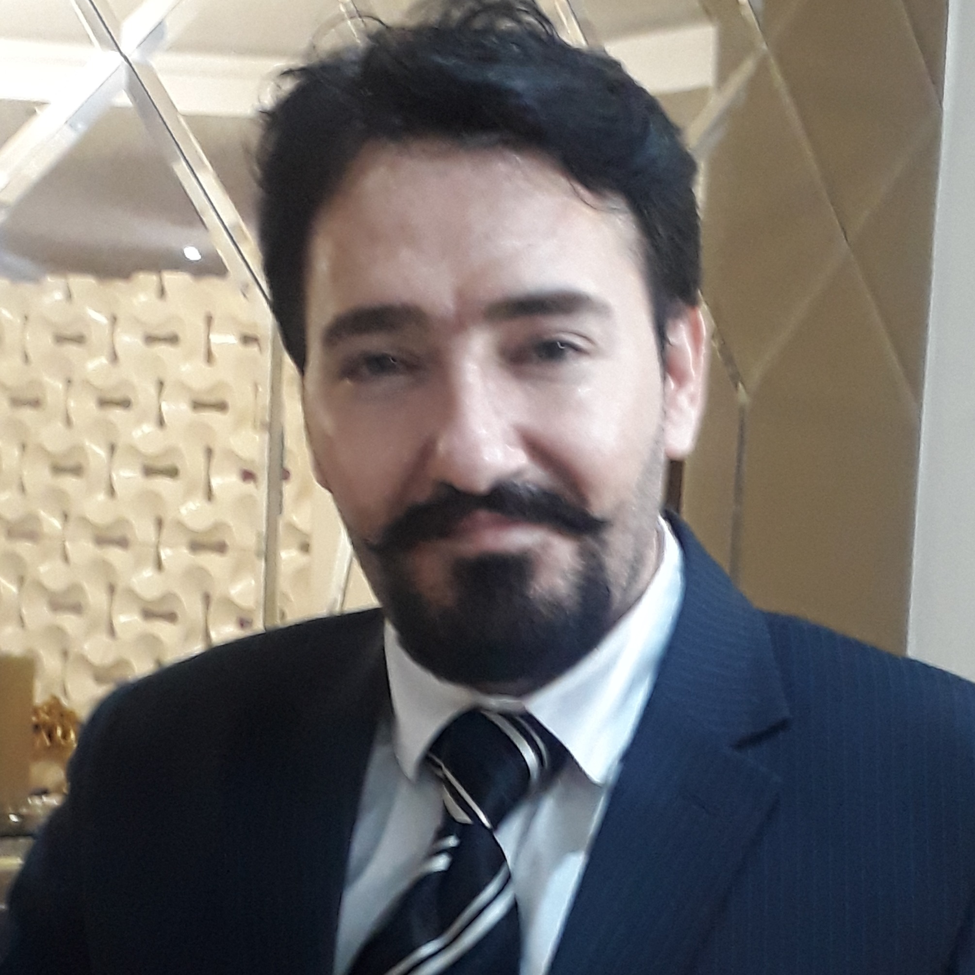 علی