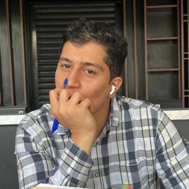 علی