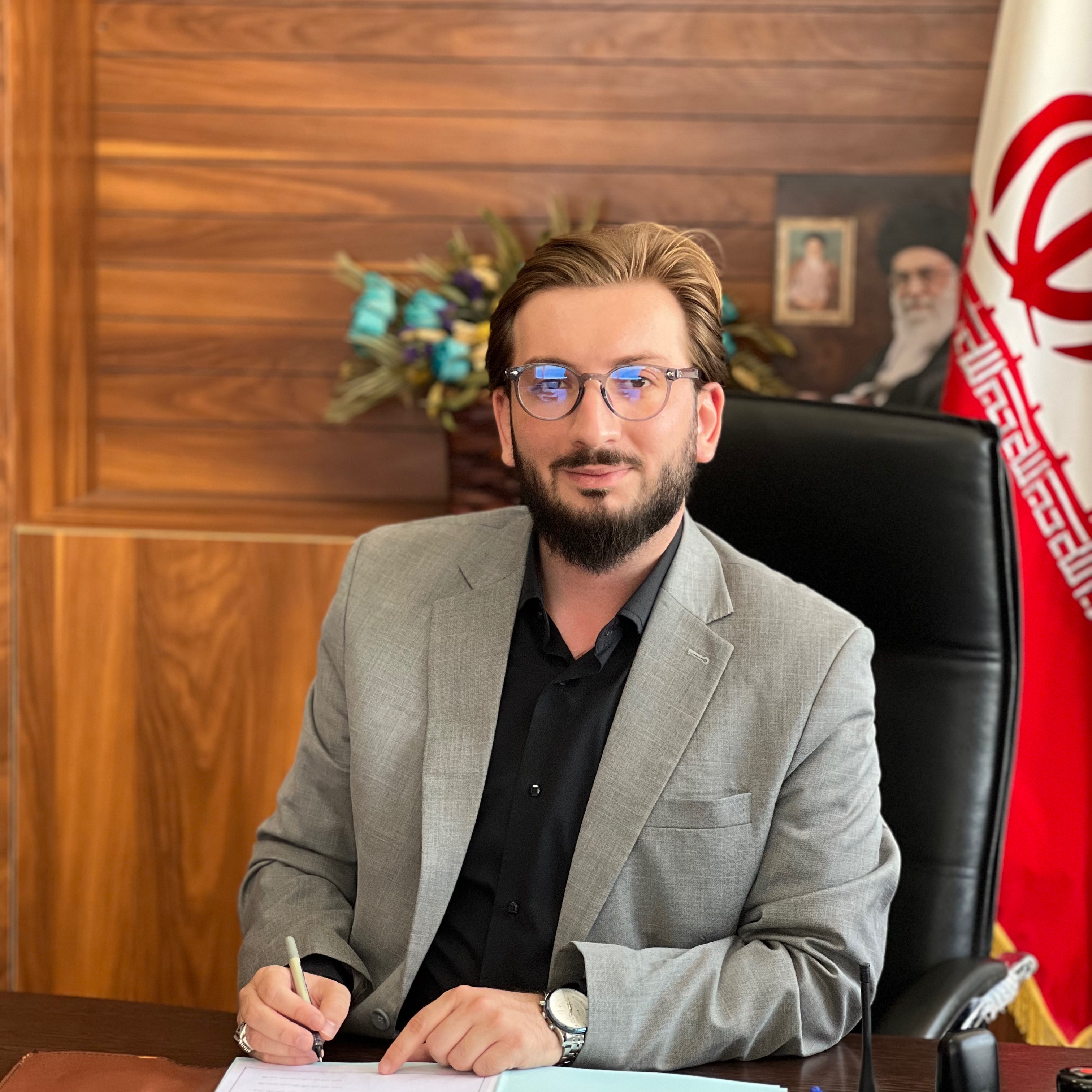 امین