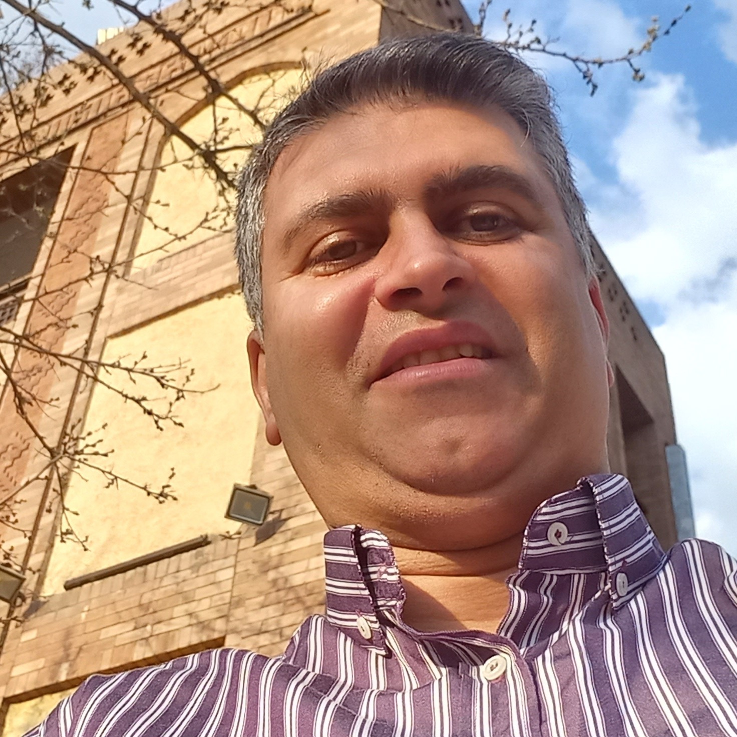 علی
