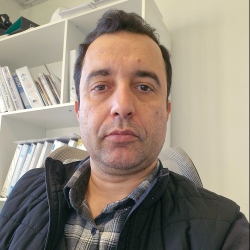 علی